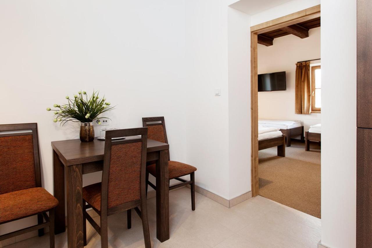 Onyx Penzión pre hostí 3*